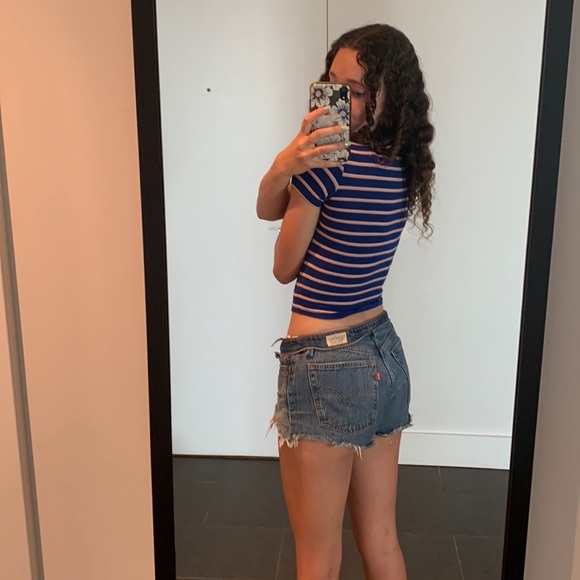 GARAGE Stripped Crop Top - Picture 2 of 5